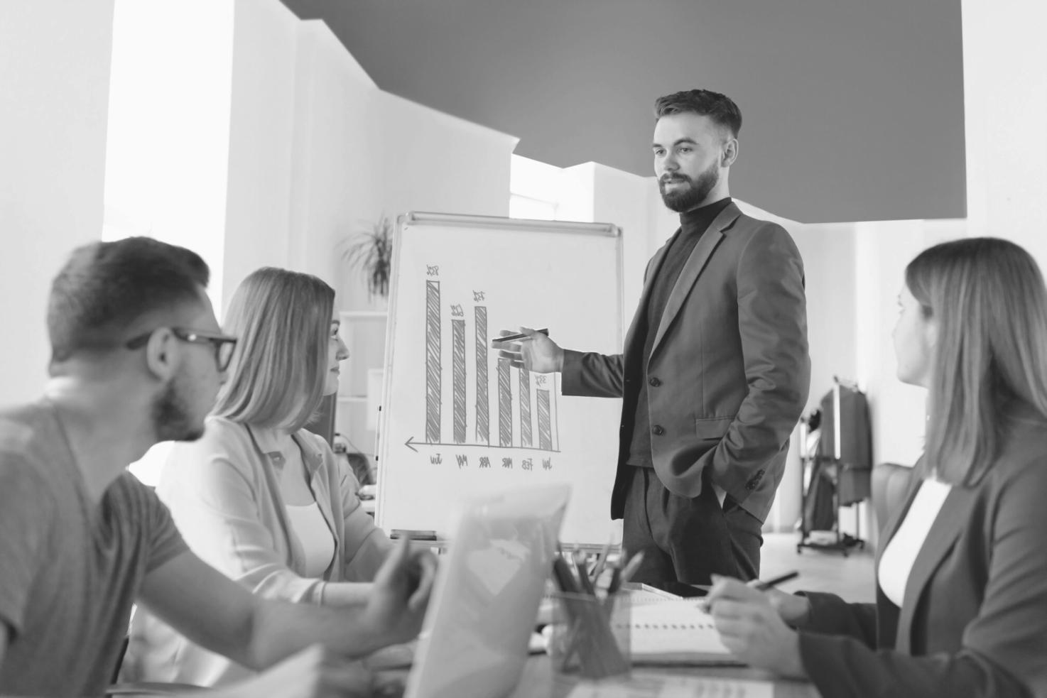 Moderne Technologie-Workspace mit innovativen Lösungsansätzen